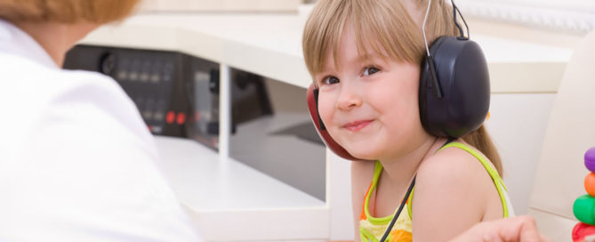 Hogyan mérjük a hallást? Ismerd meg a szubjektív hallásvizsgálatokat!