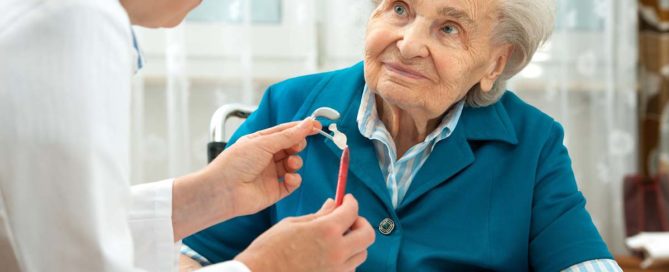 Hogyan találd meg a legjobb audiológust? Segítünk!